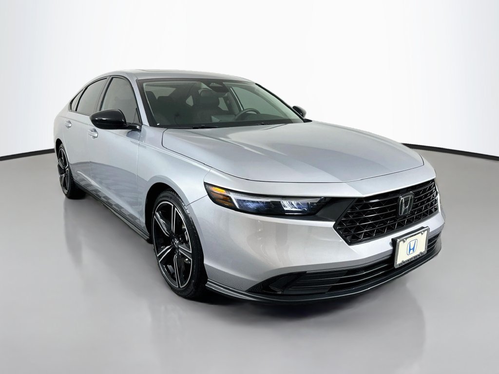 Used 2026 Honda Accord SE image 3