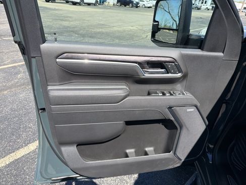 New 2026 Chevrolet Silverado 3500 LTZ w/ LTZ Plus Package AWD/4WD image 10