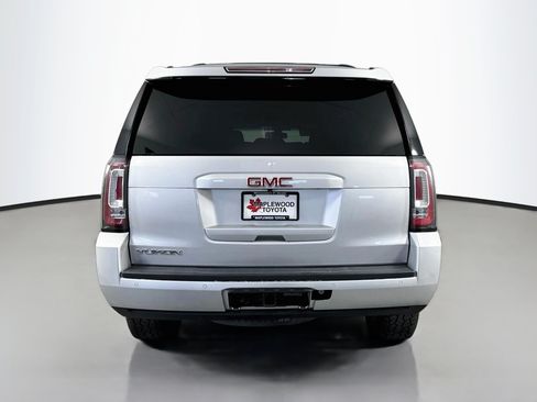 Used 2017 GMC Yukon SLE w/ SLE Value Package AWD/4WD image 6