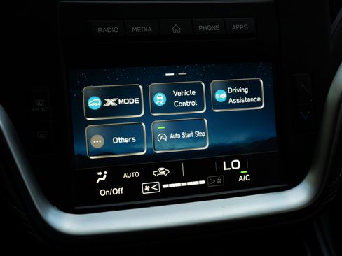 Used 2020 Subaru Outback image 32