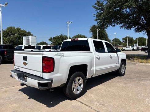 Used 2018 Chevrolet Silverado 1500 LT w/ Texas Edition AWD/4WD image 4