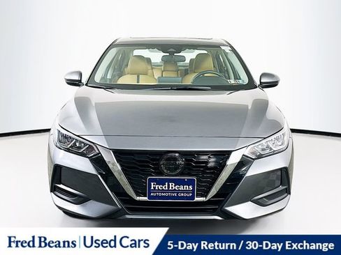 Used 2023 Nissan Sentra SV w/ SV Premium Package FWD image 2