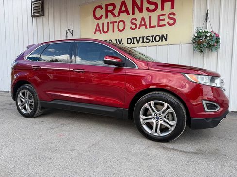 Used 2015 Ford Edge Titanium w/ Equipment Group 301A FWD image 2