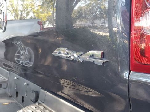 Used 2019 RAM 1500 Limited image 8