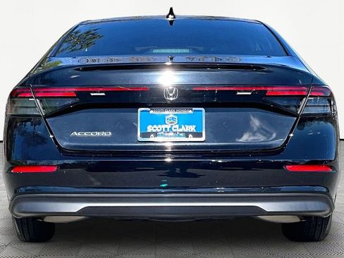 Used 2023 Honda Accord EX image 7