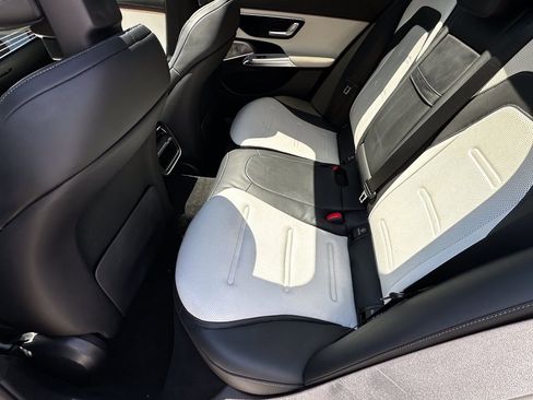 Certified 2025 Mercedes-Benz E 53 AMG e 4MATIC Sedan image 24