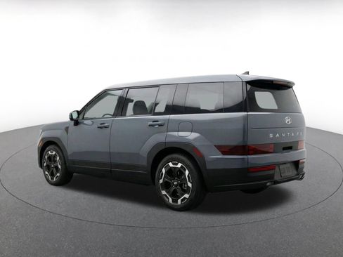Used 2026 Hyundai Santa Fe SEL FWD image 7