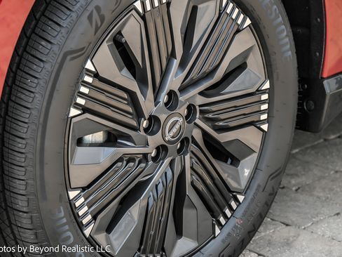 Used 2025 Nissan Murano Platinum w/ Cargo Package image 7