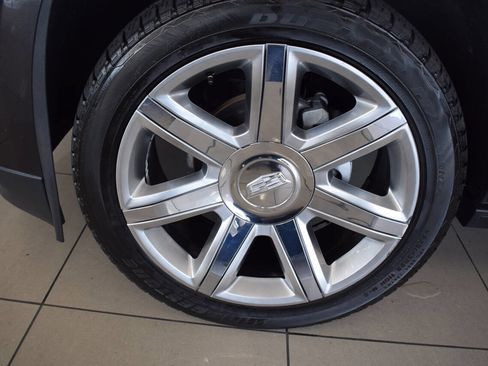 Used 2018 Cadillac Escalade Premium Luxury image 8
