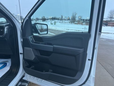 Used 2023 Ford F150 Lariat image 22
