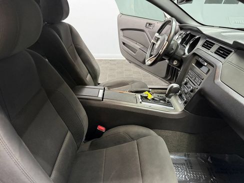 Used 2014 Ford Mustang Coupe w/ Equipment Group 102A RWD image 42