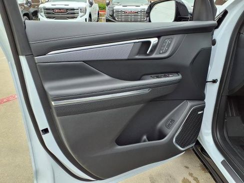 New 2026 Buick Enclave Sport Touring w/ Power Package FWD image 21