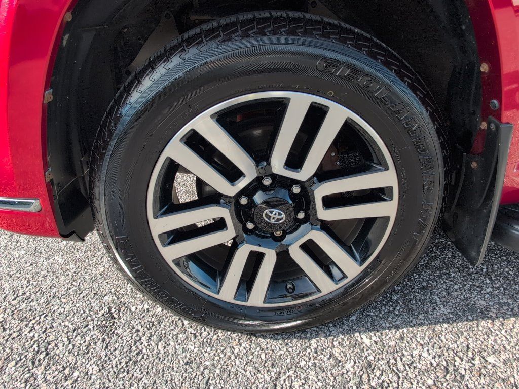 Used 2017 Toyota 4Runner Limited AWD/4WD image 12