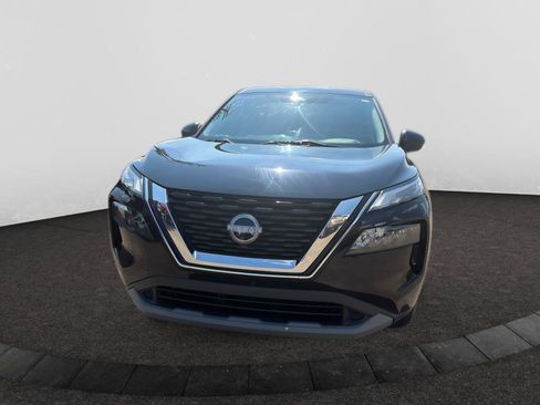 Used 2023 Nissan Rogue S AWD/4WD image 2