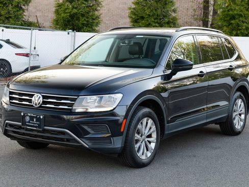 Used 2019 Volkswagen Tiguan SE AWD/4WD image 3