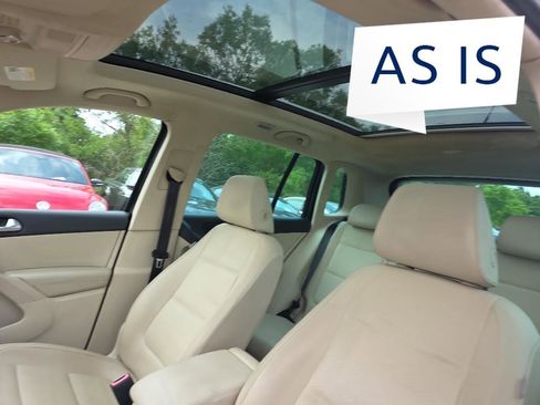 Used 2010 Volkswagen Tiguan Wolfsburg Edition AWD/4WD image 28