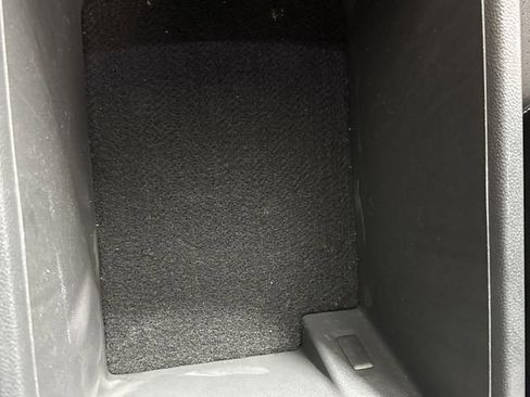 Used 2023 Volkswagen Atlas SE image 24