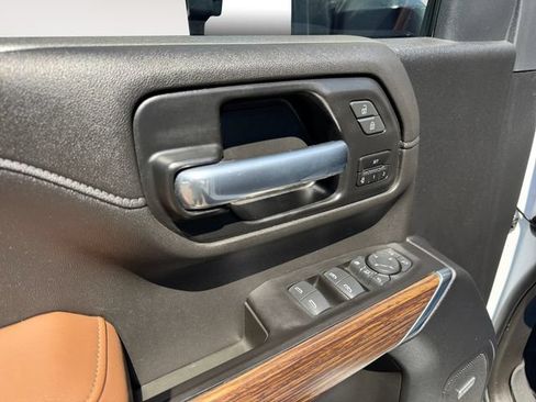 Used 2021 Chevrolet Silverado 3500 High Country AWD/4WD image 10