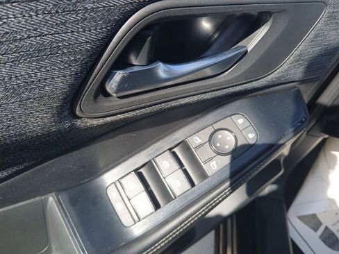 Used 2021 Nissan Rogue SV image 21