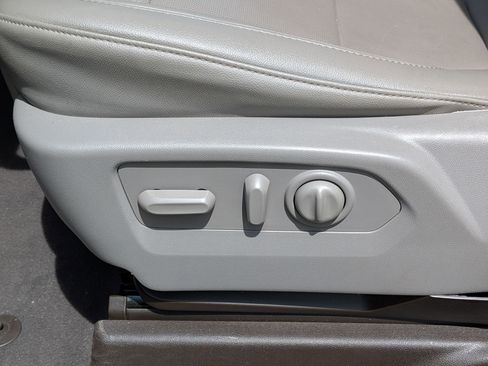 Used 2021 Chevrolet Silverado 1500 LTZ w/ Technology Package image 16