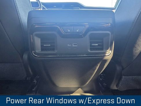 Certified 2024 GMC Sierra 1500 AT4 w/ Technology Package AWD/4WD image 15