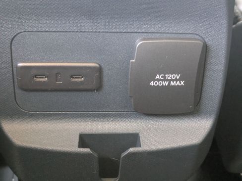 New 2026 Ford Maverick Tremor image 17