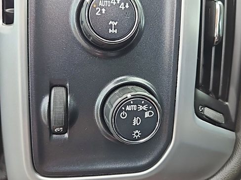 Used 2017 GMC Sierra 1500 SLT w/ SLT Premium Package image 11