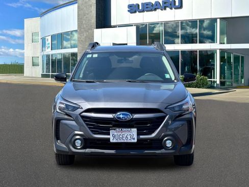 Certified 2025 Subaru Outback Premium AWD/4WD image 10