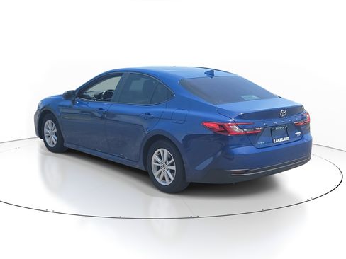 Certified 2025 Toyota Camry LE FWD image 3