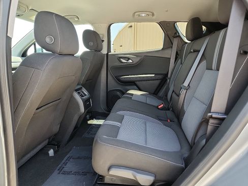 Used 2025 Chevrolet Blazer LT AWD/4WD image 9