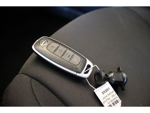 Used 2024 Nissan Sentra S image 25