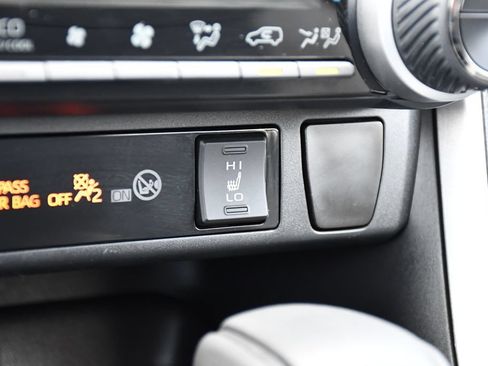 Used 2024 Toyota RAV4 XLE w/ Convenience Package AWD/4WD image 18