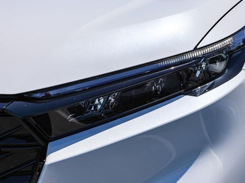 Certified 2025 Honda CR-V Sport Touring image 23