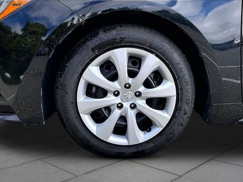 Certified 2024 Toyota Corolla LE FWD image 10