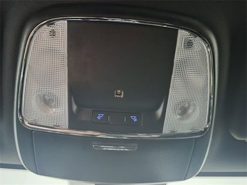 Used 2019 Jeep Grand Cherokee Laredo image 33