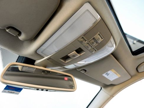 Used 2011 Mercedes-Benz C 300 C 300 Luxury Sedan 4D w/ Premium 1 Pkg image 29