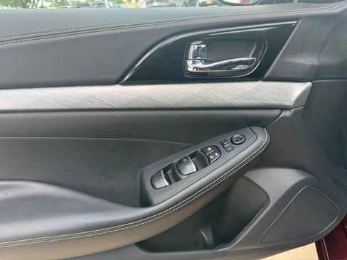 Used 2017 Nissan Maxima 3.5 SL FWD image 11