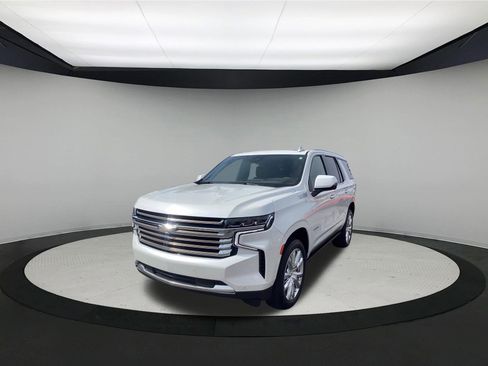 Used 2024 Chevrolet Tahoe High Country w/ Advanced Technology Package image 4