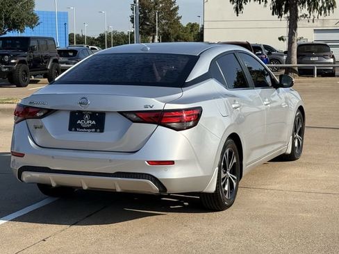 Used 2021 Nissan Sentra SV FWD image 4