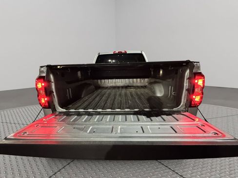 Certified 2018 Chevrolet Silverado 1500 LT w/ All Star Edition image 34