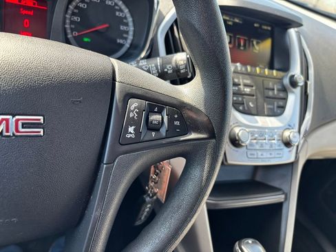 Used 2017 GMC Terrain SLE image 26