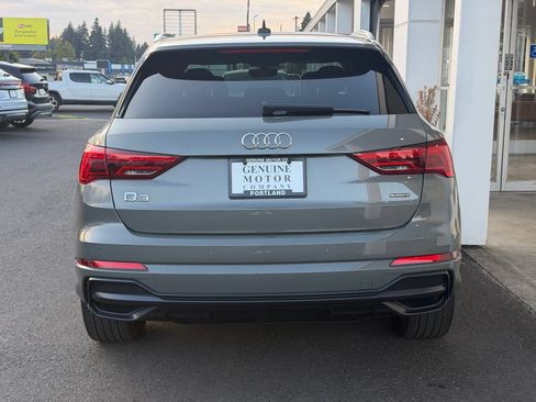 Used 2022 Audi Q3 2.0T Premium AWD/4WD image 4
