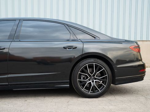 Used 2021 Audi A8 L 3.0T w/ Executive Plus Package image 8