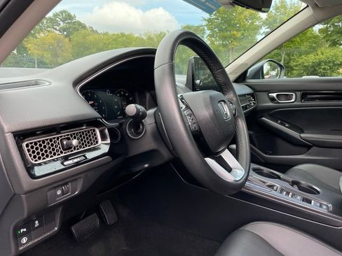 Used 2024 Honda Civic Touring image 27