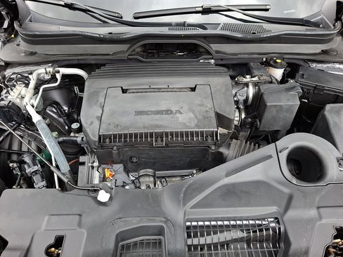 Used 2023 Honda Pilot LX image 28