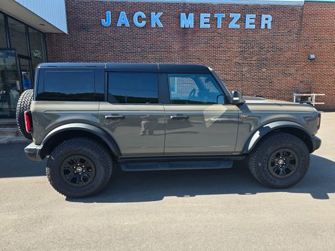 Used 2025 Ford Bronco Badlands AWD/4WD image 8