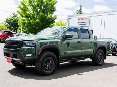 New 2026 Nissan Frontier PRO-4X w/ Tow Package AWD/4WD image 3