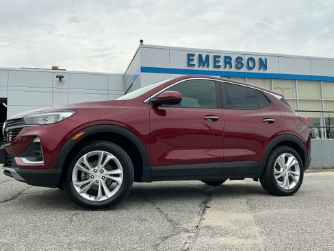 Certified 2023 Buick Encore GX Preferred w/ Cold Weather Comfort Package AWD/4WD image 1