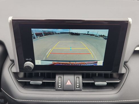 Used 2025 Toyota RAV4 XLE Premium FWD image 21