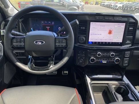Used 2024 Ford F250 Lariat w/ Lariat Ultimate Package AWD/4WD image 5